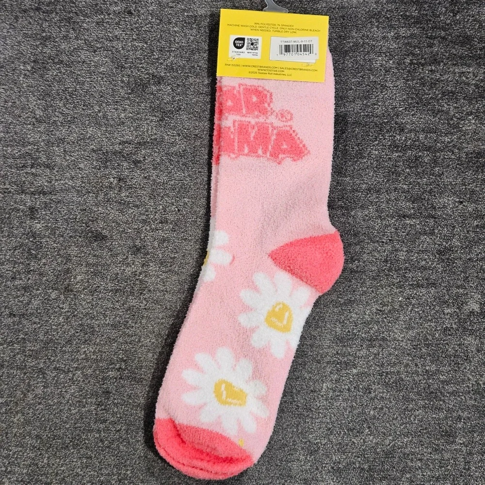Sugar‎ Mama Pink Fuzzy Daisy Crew Socks Womens Shoe Size 5-9.5 NWT